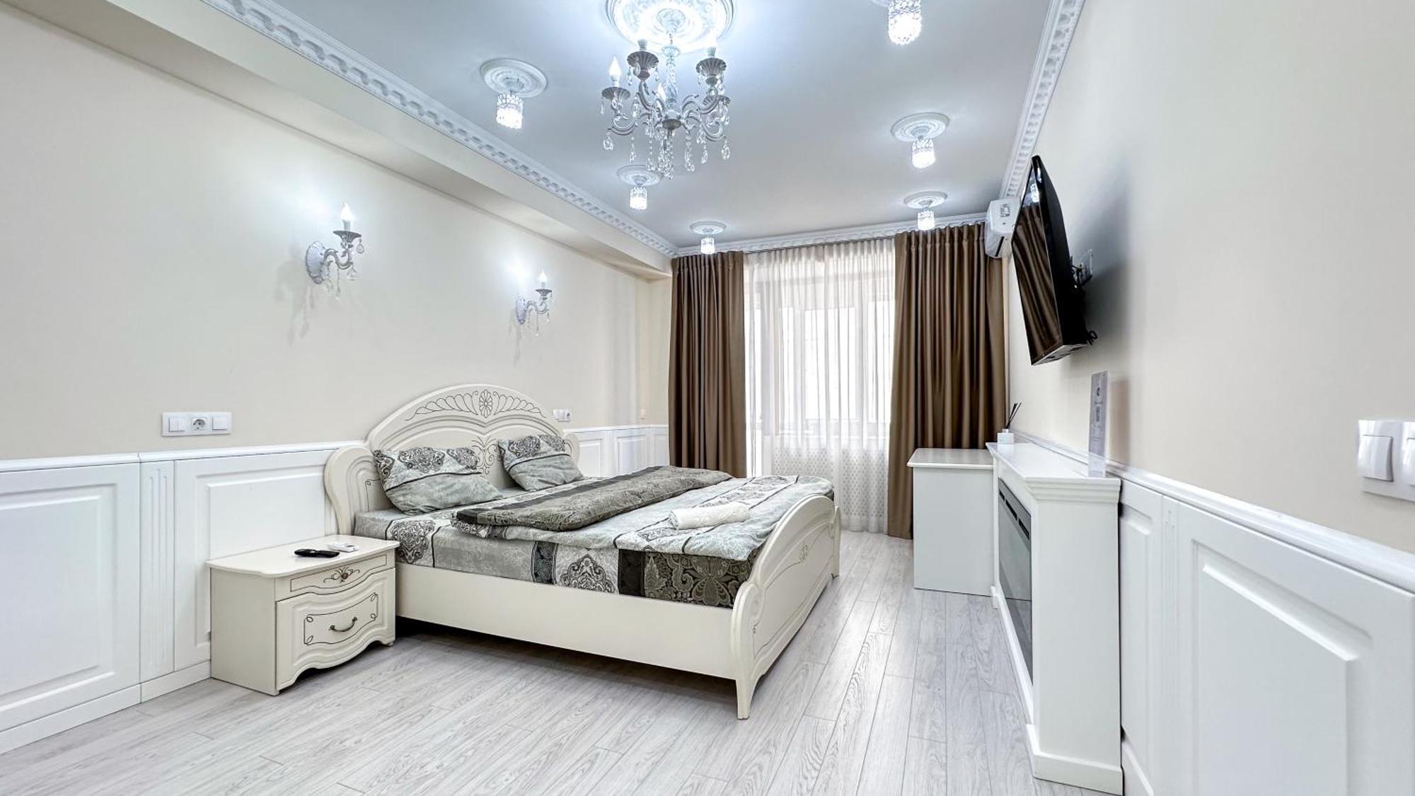 Business Class Apartments In The City Center Chişinǎu Buitenkant foto