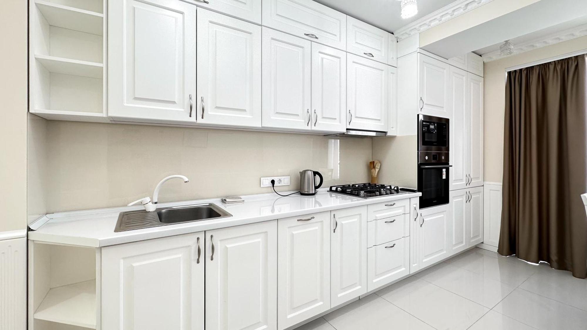 Business Class Apartments In The City Center Chişinǎu Buitenkant foto